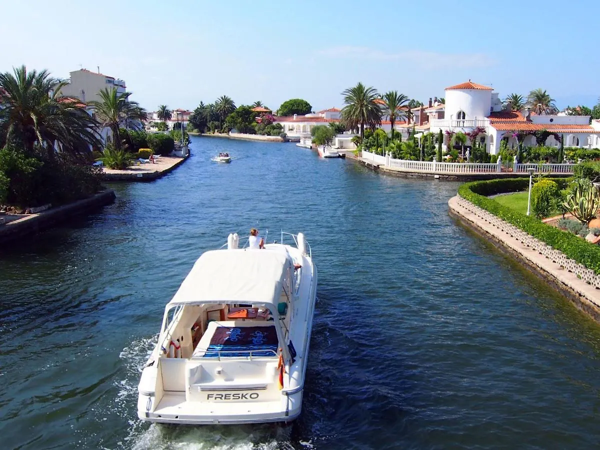 Holiday Home Sant Mori By Interhome Empuriabrava